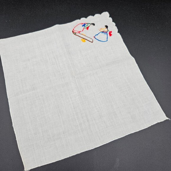 Vintage Handkerchief Lot Of 8 Embroidered & Printed Designs Cotton/linen blend - Picture 7 of 16